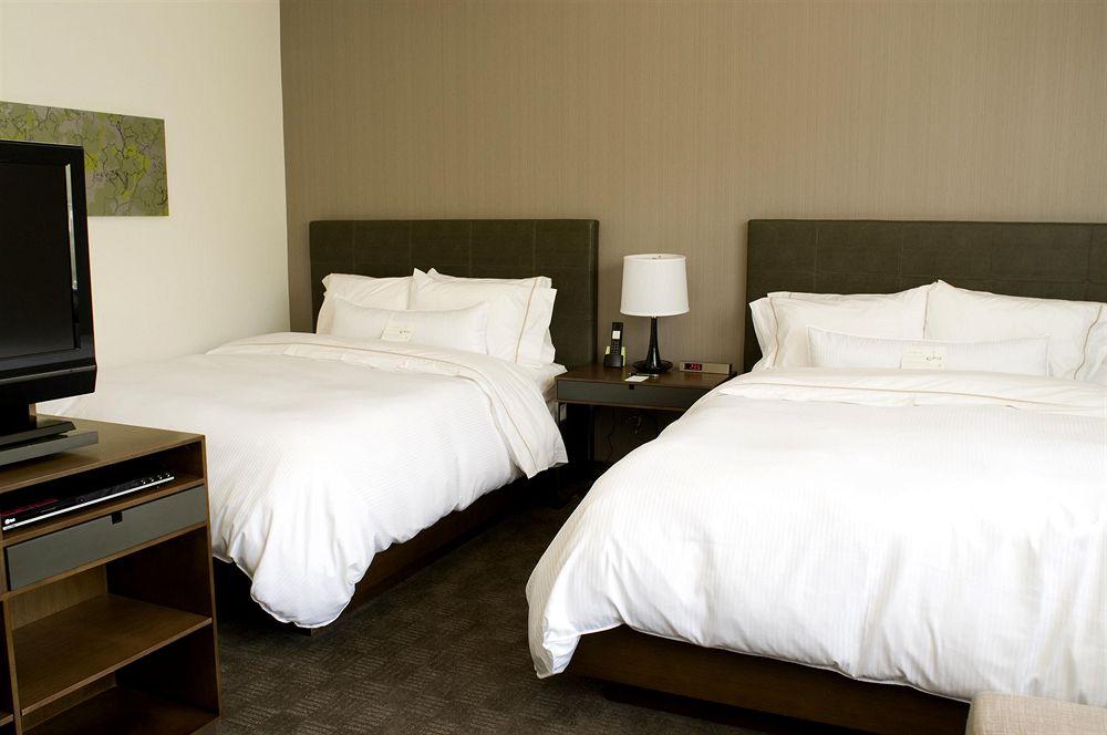 Element Houston Vintage Park Hotel Louetta Bagian luar foto