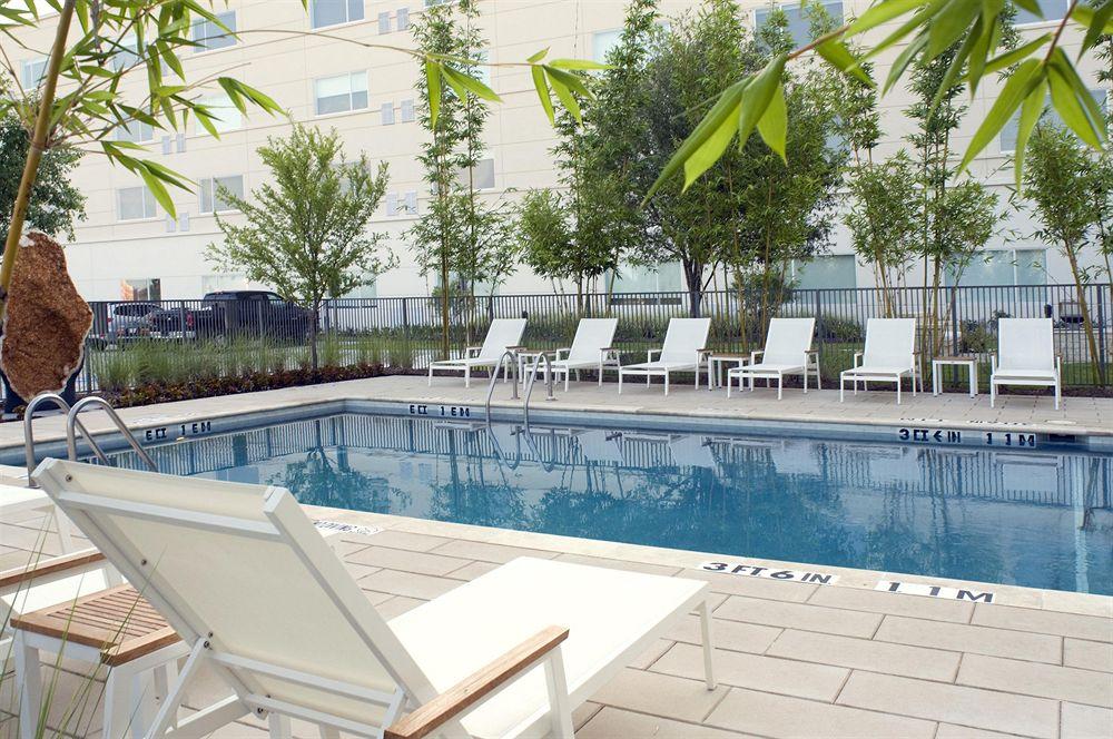 Element Houston Vintage Park Hotel Louetta Bagian luar foto